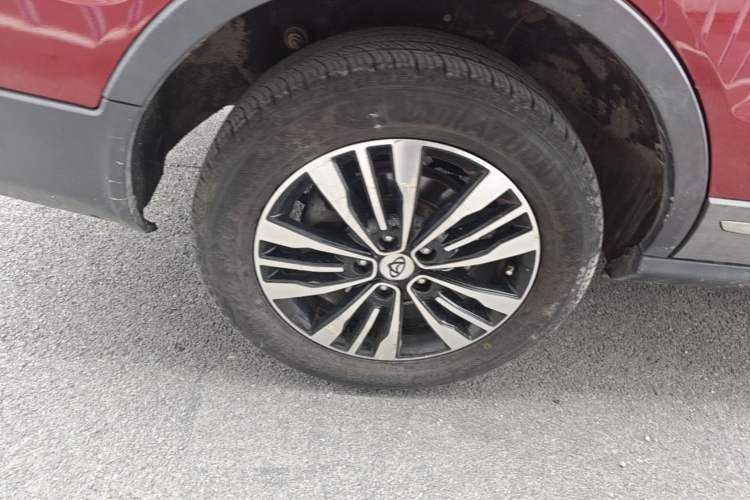 Used CHANGAN OSHAN CX70 2017 CX70T 1.5T Automatic Zunqing Edition
