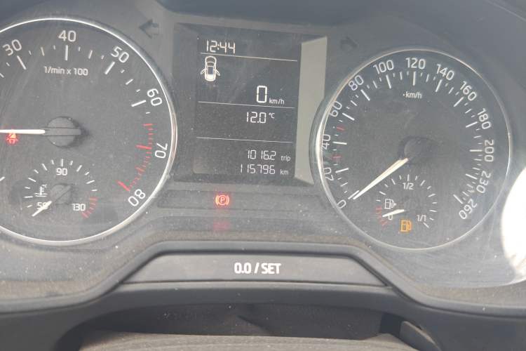 Used Skoda Octavia 2017 1.6L Manual Front-Wheel-Drive Version