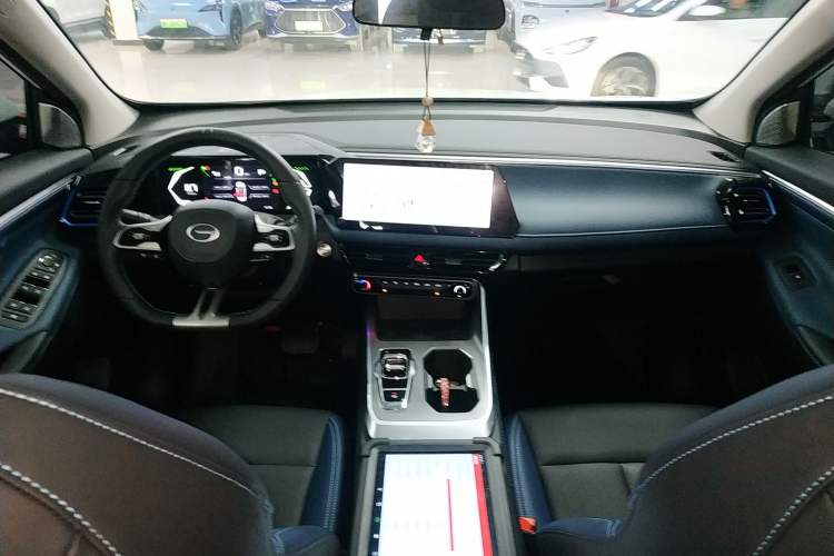 Used GAC Trumpchi GS3 2023 Shadow Speed 270T Dynamic Intelligence Edition