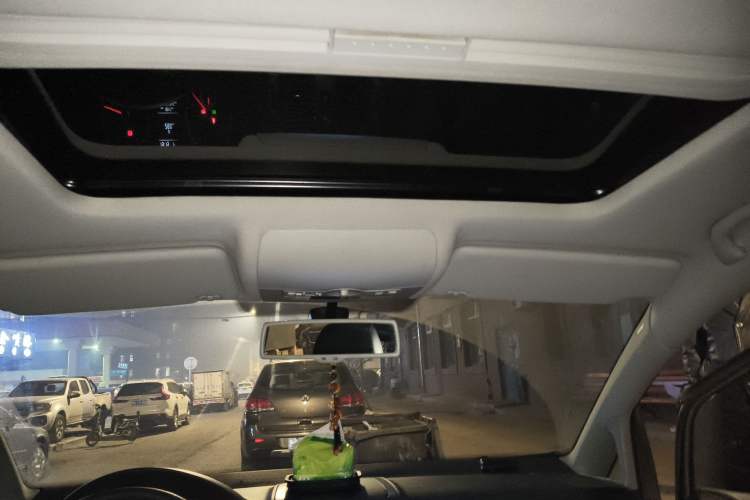 Used Volkswagen Touran 2013 1.4T DSG Comfort Edition 5-Seater Headliner