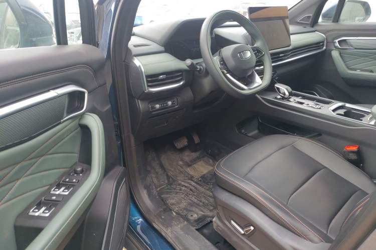 Used Geely Auto Haoyue L 2024 2.0T DCT Prestige Version