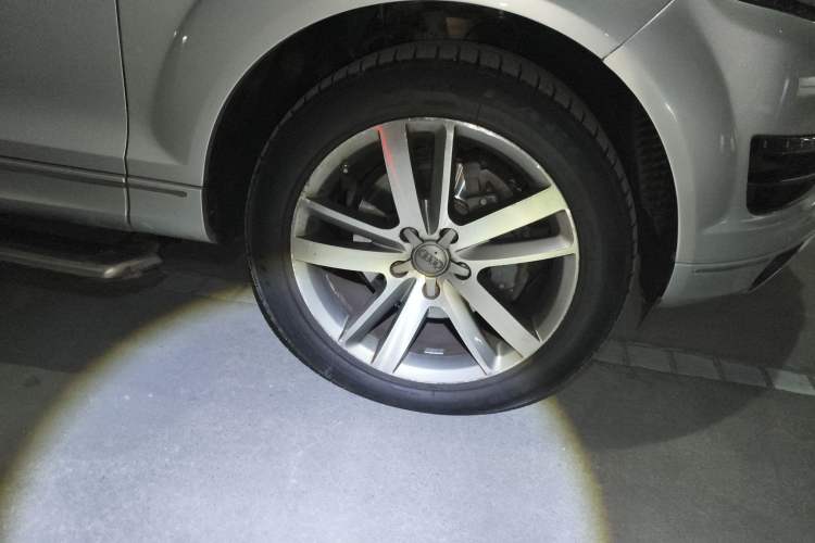 Used Audi Q7 2011 3.0 TFSI Comfort Model (245kW)
