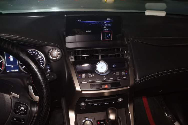 Used Lexus NX 2020 200 Front-Wheel Drive Freeline Edition China VI Standard Audio And AC Panel