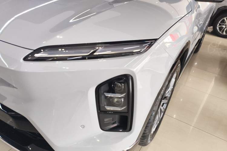 Used Nio ES6 2025 75 kWh Left Front Headlight