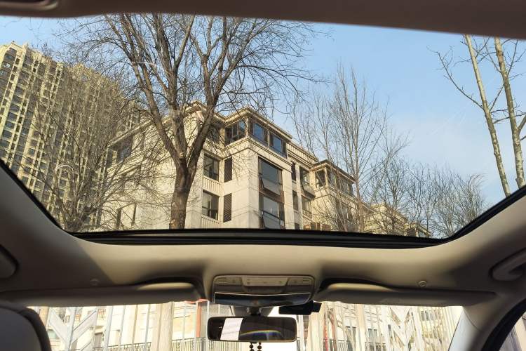 Used Mercedes-Benz E-Class 2018 Facelift E 200 L Headliner