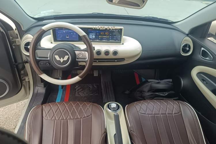 Used Wuling Bingo 2023 203km Light Edition Center Console