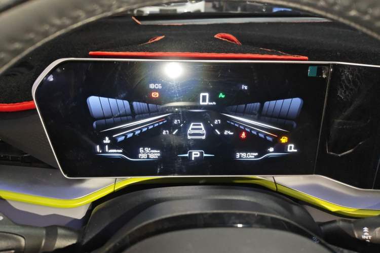 Used Geely Auto Coolray 2022 Bin Yue COOL 1.5TD DCT Hot Engine Edition