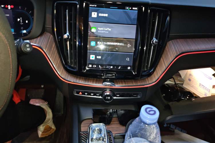 Used Volvo XC60 2022 B5 4x4 Smart Luxury Edition