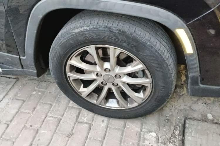 Used Jeep Cherokee 2019 2.0T Two-Wheel Drive Smart Enjoyment Version China VI