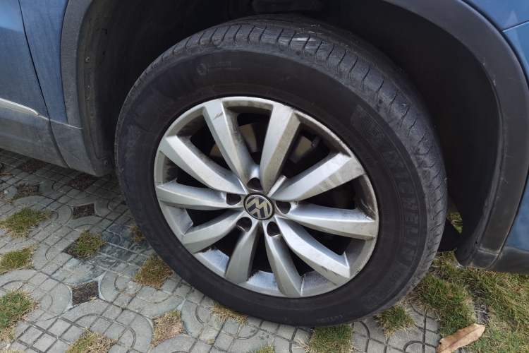 Used Volkswagen Tiguan 2016 2.0 TSI Four-Wheel Drive Standard Version