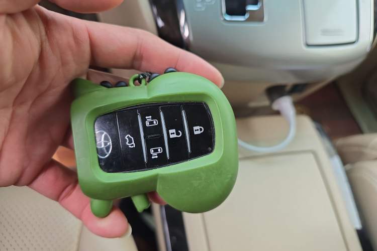 Used Toyota Alphard 2012 3.5L Luxury Edition
