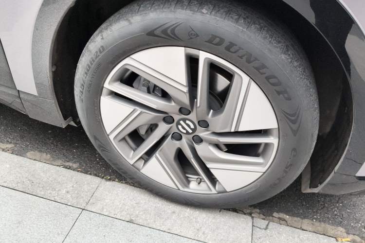 Used HiPhi Y 2023 560 km Pioneer Edition