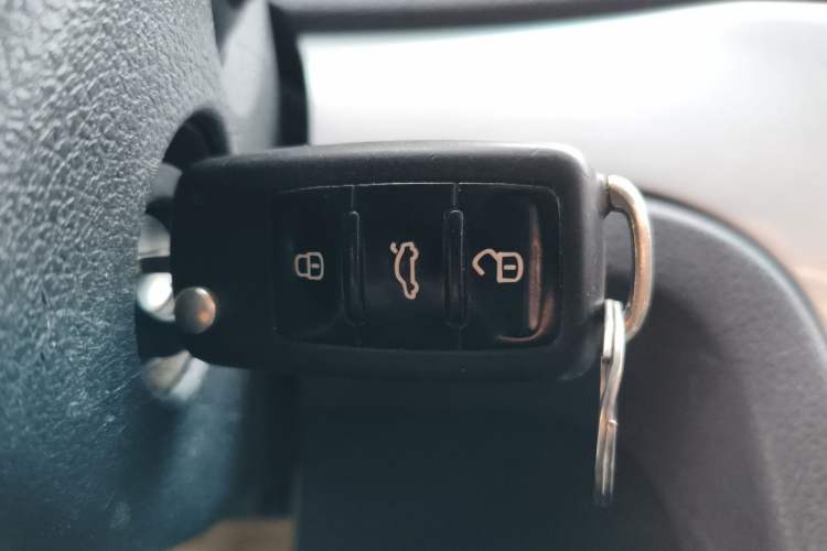 Used Volkswagen Gran Lavida 2013 1.4 TSI Automatic Comfort Model
