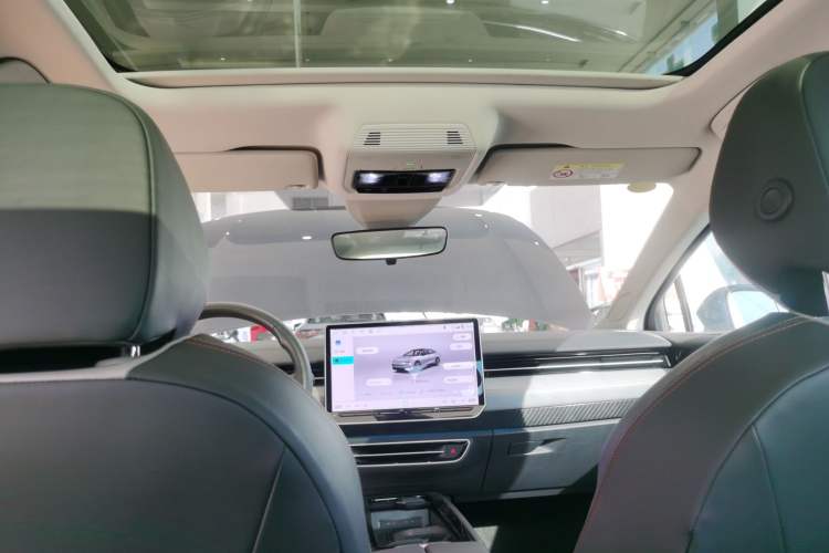 Used Volkswagen ID.7 VIZZION 2024 AIR model
