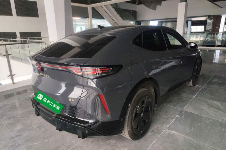 Used Volkswagen ID.UNYX 2024 Ultra Long-Range Version Rear Right 45 Deg