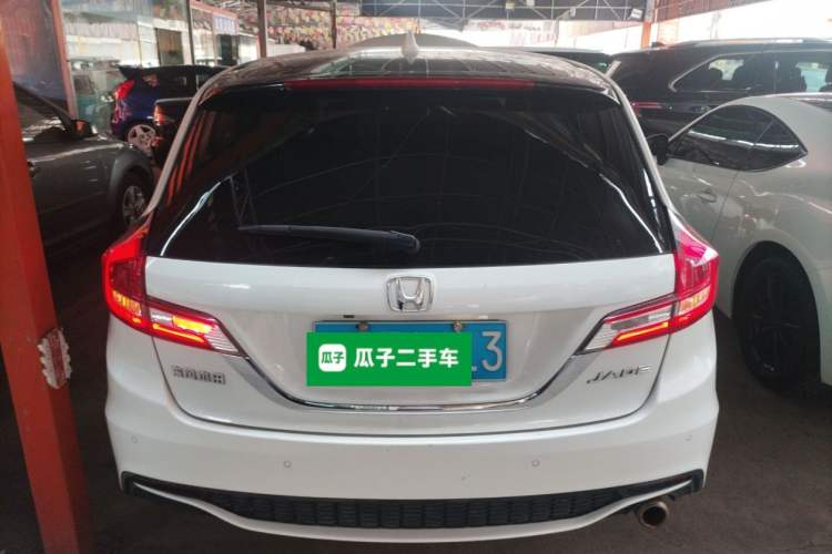 Used Honda Jade 2017 1.8L automatic Comfort version 5 seats Rear