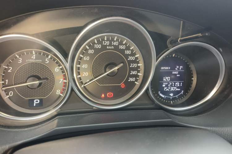 Used Mazda Atenza 2014 2.0L Blue Sky Fashion Edition