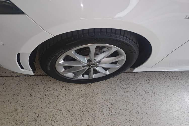 Used Mercedes-Benz A-Class 2021 A 200 L Sport Sedan Fashion Model
