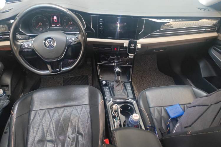 Used Volkswagen Passat New Energy 2020 430 PHEV Hybrid Luxury Edition China VI Standard
