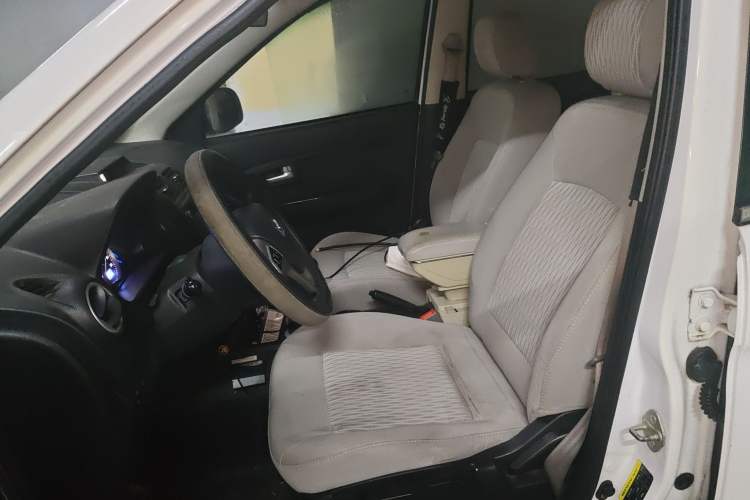 Used HYOSOW H2 2016 H2E 1.5L Elite Model BJ415B
