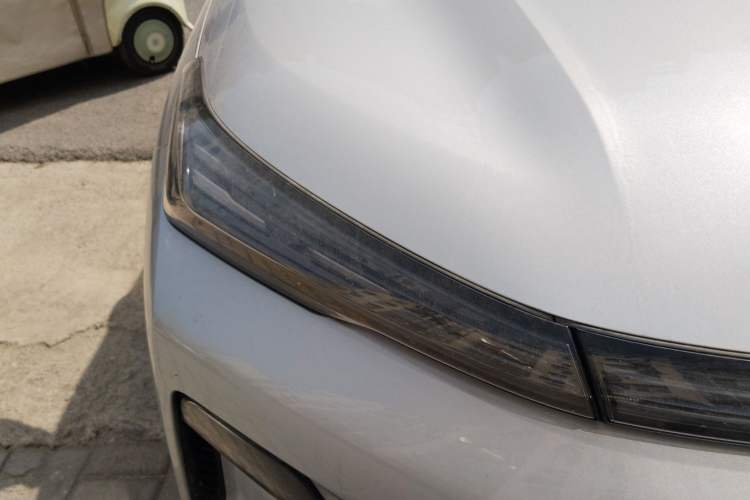 Used Geely Galaxy Xingjian 7 EM-i 2025 120km Exploration+ Version
