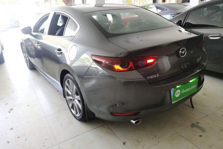 Used Mazda 3 Axela 2020 2.0L Automatic Zhiya Edition Exterior 2