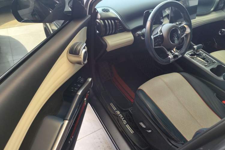 Used BYD Yuan PLUS 2022 430 km Luxury Version Driver Seat