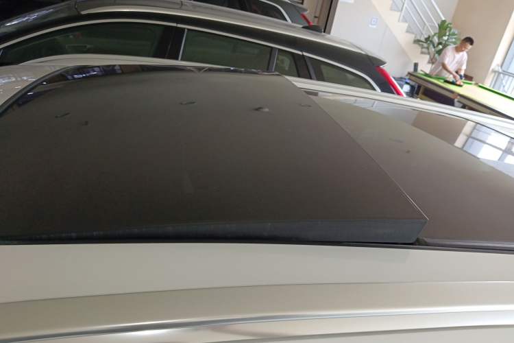 Used Volvo V60 2024 B5 Zhiyuan Luxury Edition
