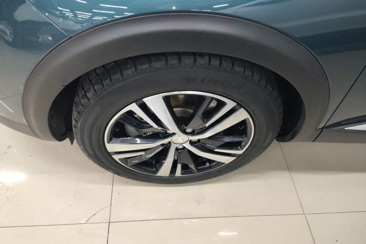 Used Peugeot 5008 2017 380THP 7-Seater Elite Edition Left Front Wheel Hub