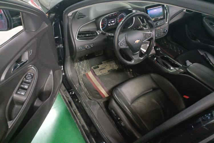 Used Chevrolet Malibu XL 2019 535T CVT Active Version Driver Seat