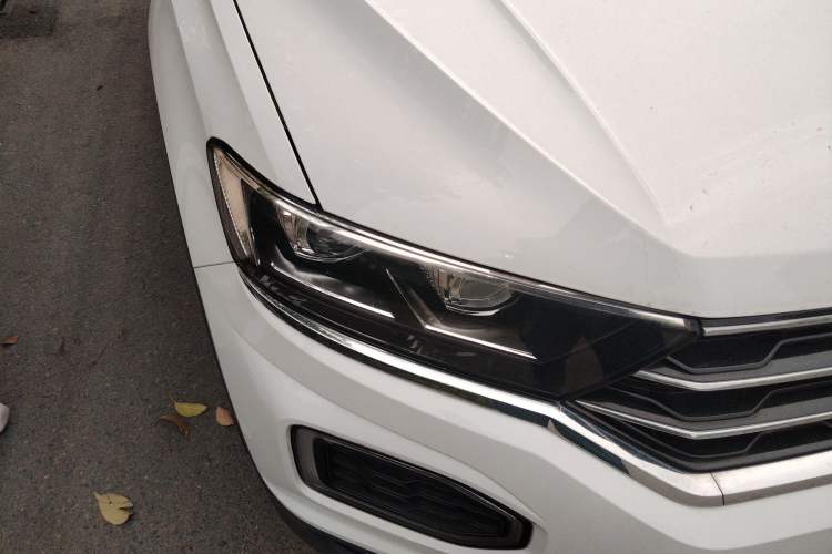 Used Volkswagen T-ROC 2022 280TSI DSG Two-Wheel Drive Comfort PLUS Right Front Headlight