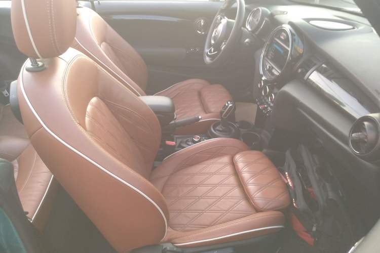 Used MINI 2018 1.5T COOPER CABRIO Artist