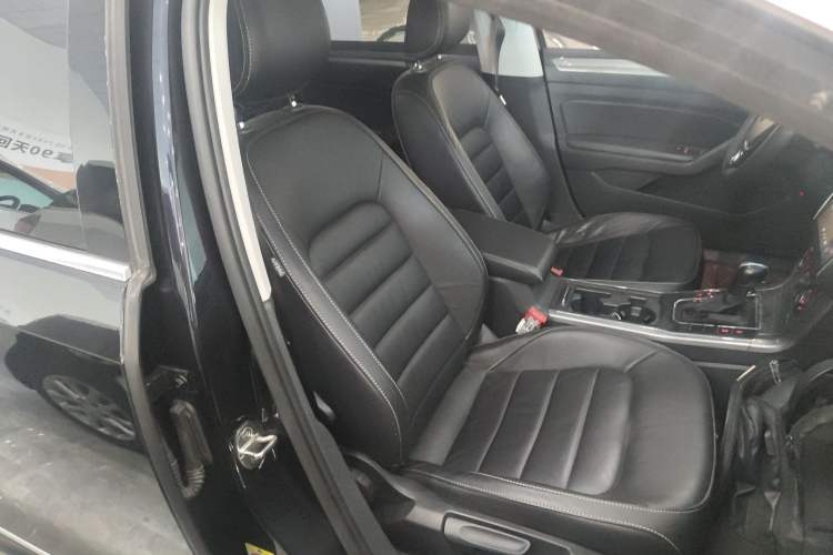 Used Volkswagen Passat 2016 1.8T Government Procurement Version (CEA Engine + 6AT)
