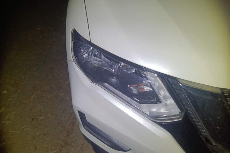 Used Nissan X-Trail 2019 2.0L CVT Smart Connect Comfort Edition 2WD Right Front Headlight