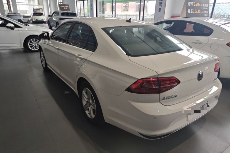 Used Volkswagen Lamando 2021 230TSI DSG Fashion Edition
