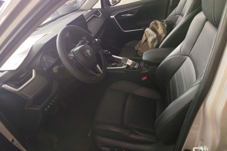 Used Toyota Wildlander 2023 Dual-Motor 2.5L E-CVT Four-Wheel Drive Prestige Edition
