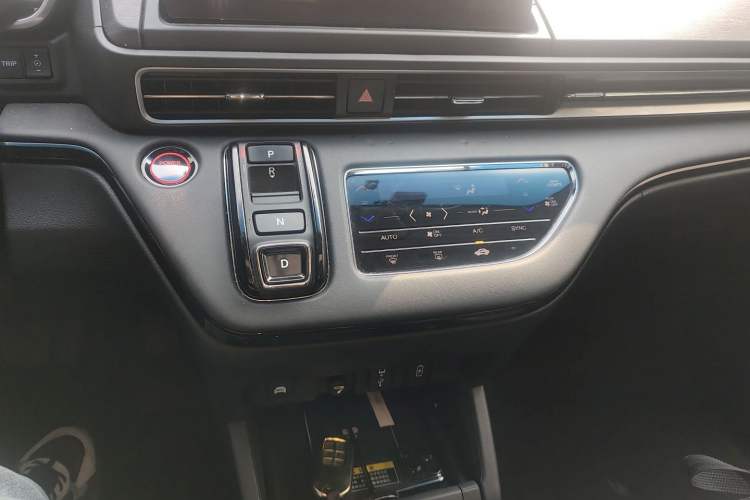 Used Honda Elysion 2022 2.0L eHEV Luxury Edition
