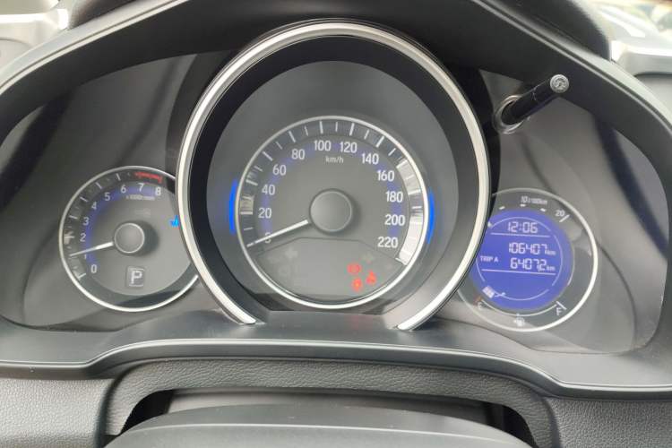 Used Honda Fit 2014 1.5L SE CVT Fashion Model Instrument Cluster