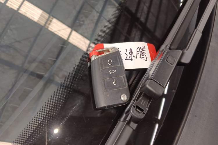 Used Volkswagen Sagitar 2021 200TSI DSG Comfort Connect Edition Vehicle Key