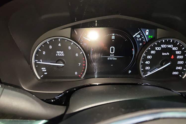 Used Cadillac XT5 2018 25T Luxury Model
