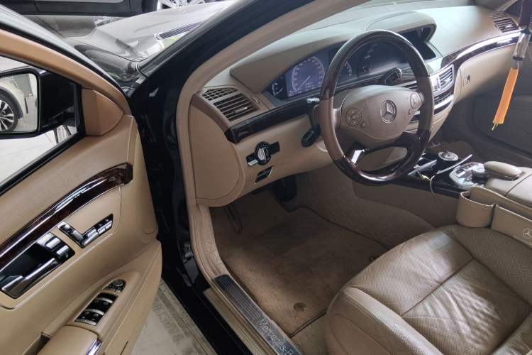 Used Mercedes-Benz S-Class 2010 S 350 L Luxury Model Driver Seat