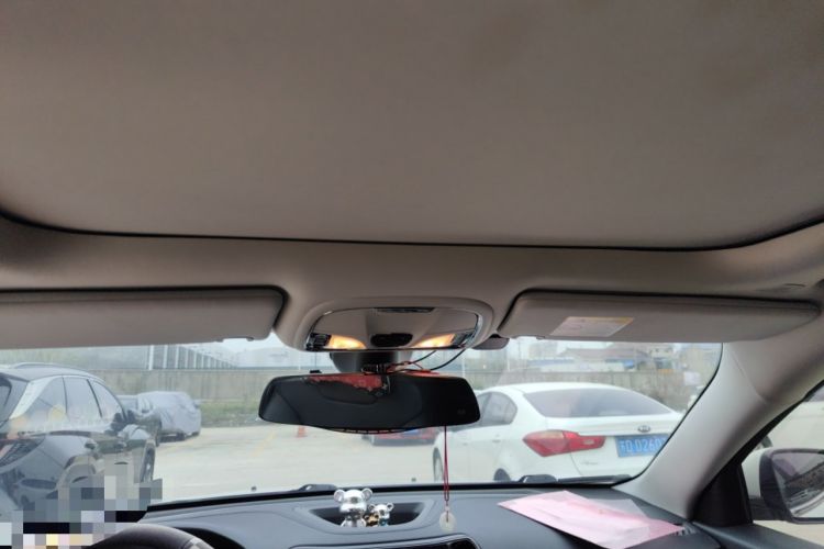 Used Jeep Cherokee 2019 2.0T Two-Wheel Drive Smart Enjoyment Version China V Headliner