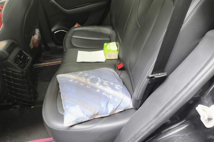 Used Brilliance V7 2018 280T DCT Luxury Model 5 Seats
