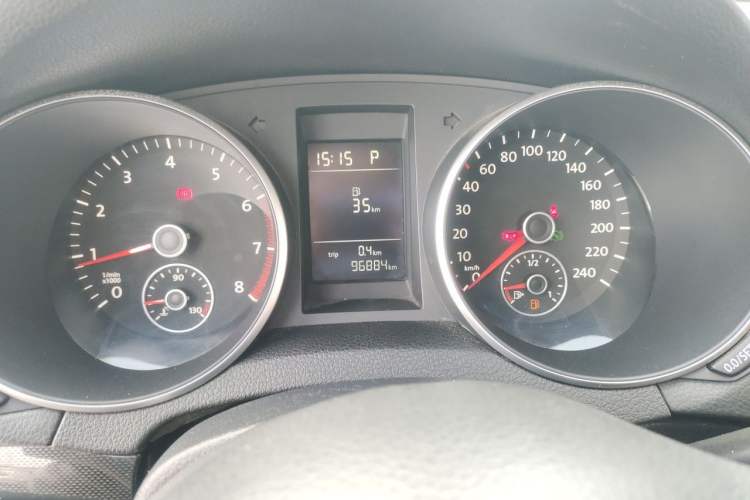 Used Volkswagen Golf 2012 1.6L Automatic Comfort Model
