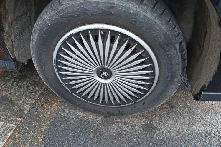 Used SAIC MAXUS G50 2022 1.5T Manual Touring A
