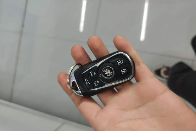 Used Buick GL8 2020 ES Land Cruiser 653T Luxury Model