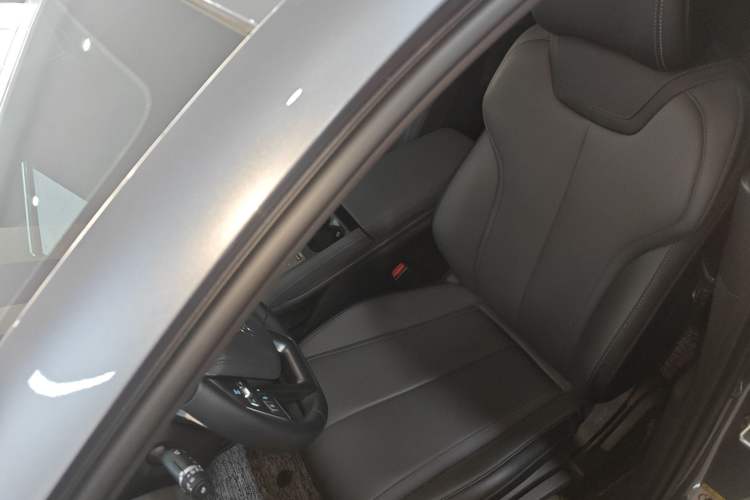 Used BYD Qin L 2025 DM-i Smart Drive 80KM Leading Model Left Front Seat