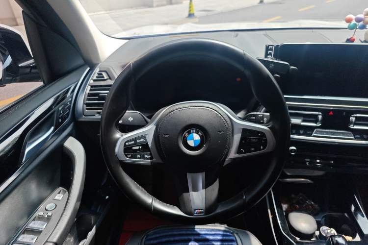 Used BMW X3 2022 xDrive25i M Sport Package Steering Wheel