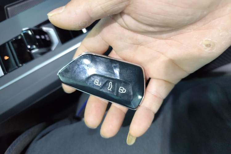 Used Volkswagen Golf 2025 300TSI R-Line