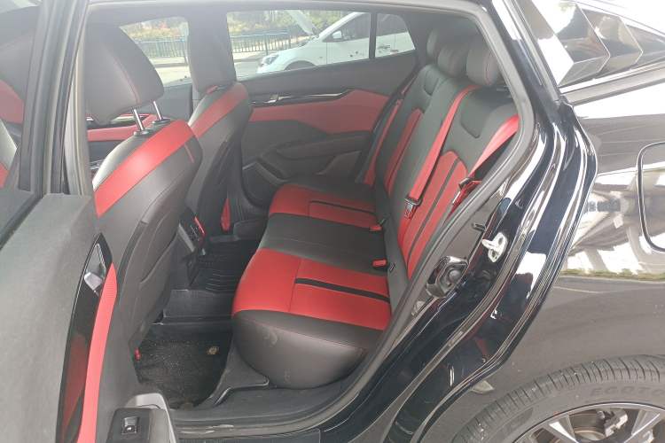 Used Dongfeng Aeolus Yixuan 2021 230T Automatic Zuiying Knight Edition Left Rear Seat